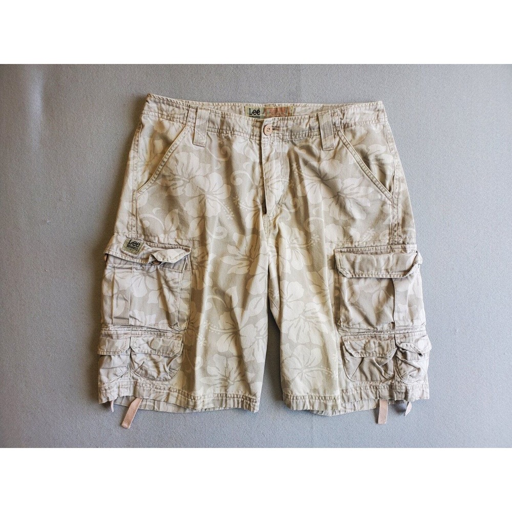 Lee Dungarees Floral Camo Cargo Short Tan Relaxed Fit 11" Inseam Men's 30 Hawaii